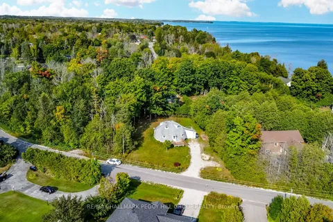 47 Campbell Avenue, Oro-Medonte, ON L0L 1T0