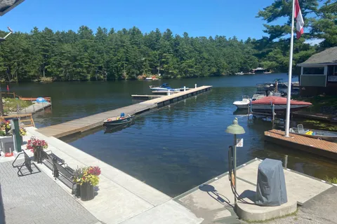 1725 Earl Haid Avenue, Severn, ON L0K 1E0
