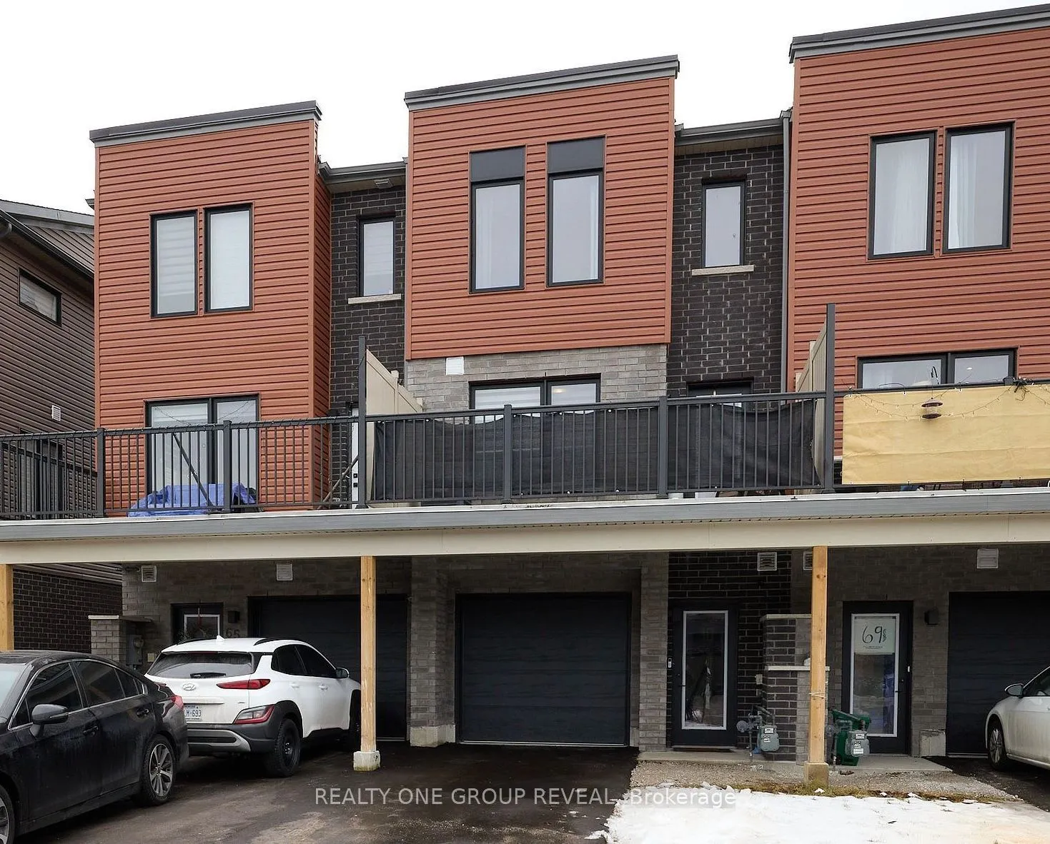 67 Fairlane Avenue, Barrie, ON L9J 0N1