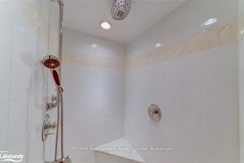 13 Belcher Street, Collingwood, ON L9Y 3Z1
