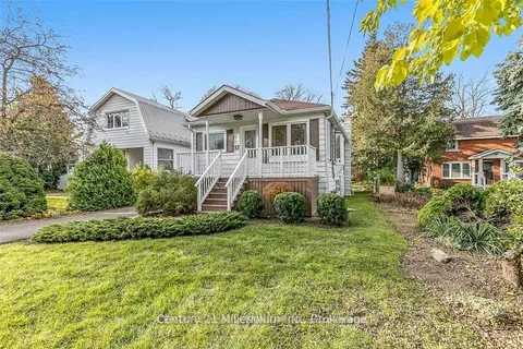 33 Niagara Street, Collingwood, ON L9Y 3X1
