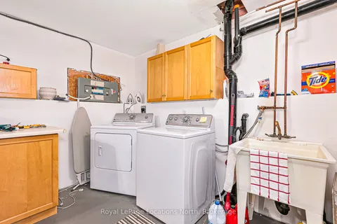 8 Sheffield Terrace, Collingwood, ON L9Y 5B6