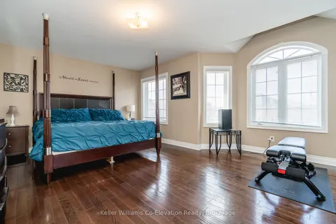 172 The Queensway N/A, Barrie, ON L4M 0B5