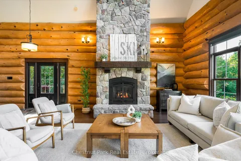 44 TRAILS End, Collingwood, ON L9Y 5B2