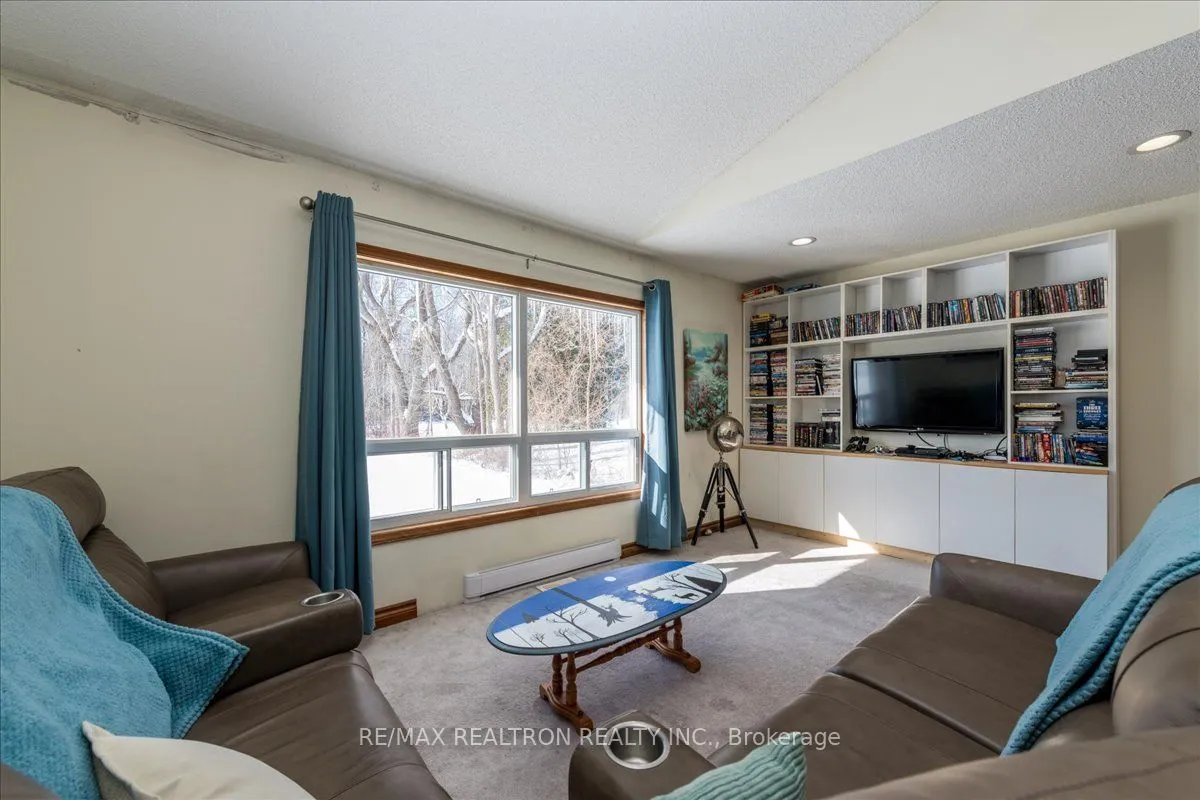 4051 Glen Cedar Drive, Ramara, ON L3V 6H7