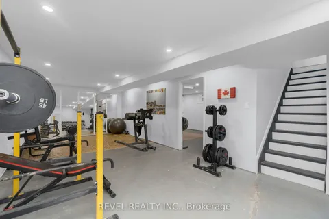 6537 9 COUNTY Road, Clearview, ON L0M 1S0