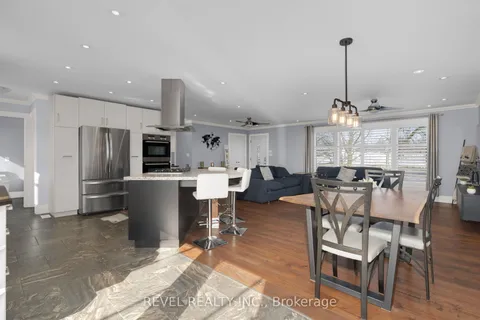 6537 9 COUNTY Road, Clearview, ON L0M 1S0