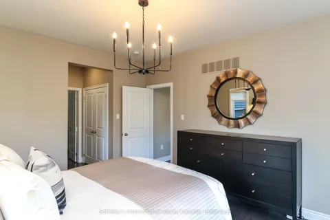 23 Cooper Street, Collingwood, ON L9Y 0W8