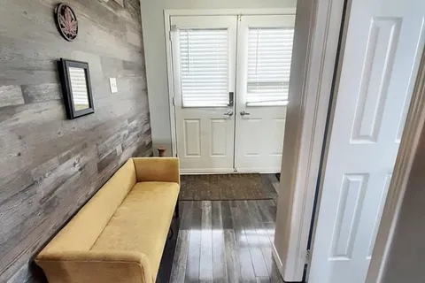 48 Dunsmore Lane, Barrie, ON L4M 6Z9