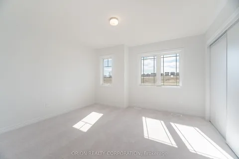 138 Thicketwood Avenue, Barrie, ON L9J 0W8