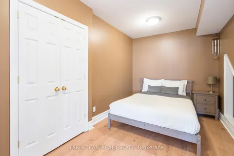 281 Puddicombe Road, Midland, ON L4R 5G7