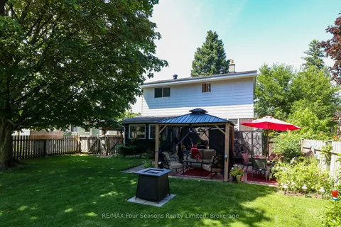 46 ERIE Street, Collingwood, ON L9Y 1P4
