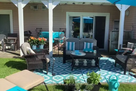 34 Dawson Drive, Collingwood, ON L9Y 5B4