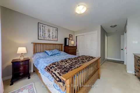 20 Mulligan Lane, Wasaga Beach, ON L9Z 1C4