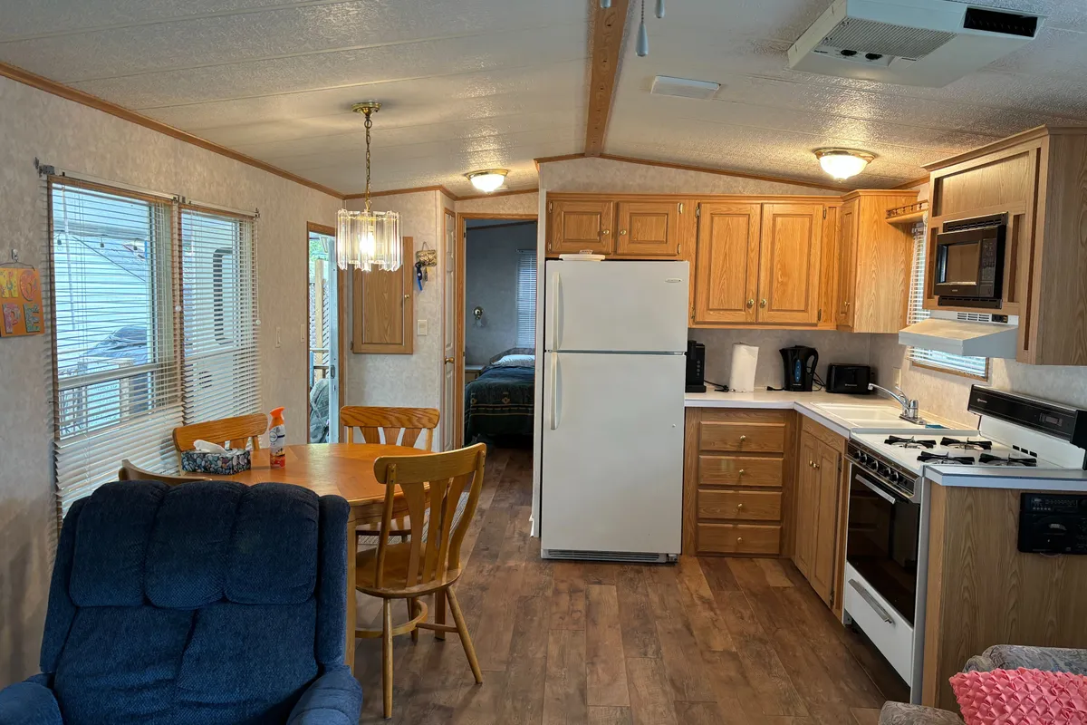 85 Theme Park Drive, ON L9Z 1X7