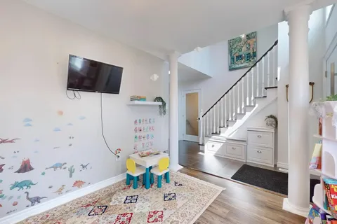 100 Country Lane, Barrie, ON L4N 0N3