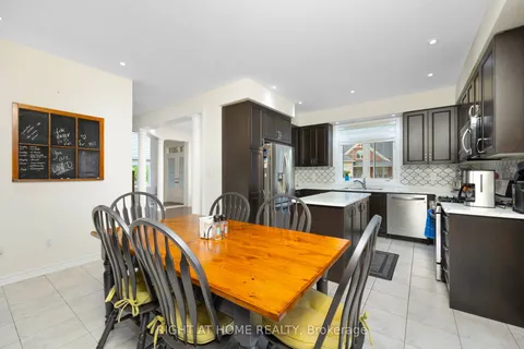 57 Victoria Wood Avenue, Springwater, ON L9X 1Z8