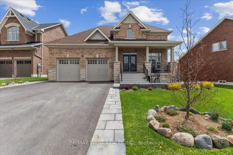 74 Rugman Crescent, Springwater, ON L9X 2A4