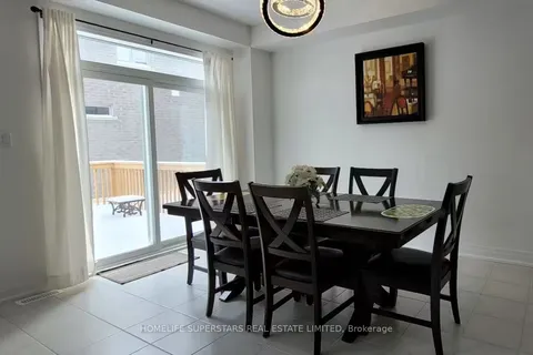 20 Paddington Grove, Barrie, ON L9J 0J3