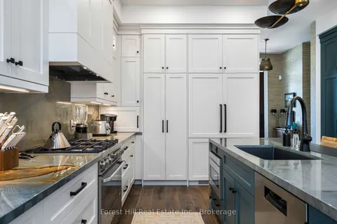 97 BEECH Street, Collingwood, ON L9Y 2T2