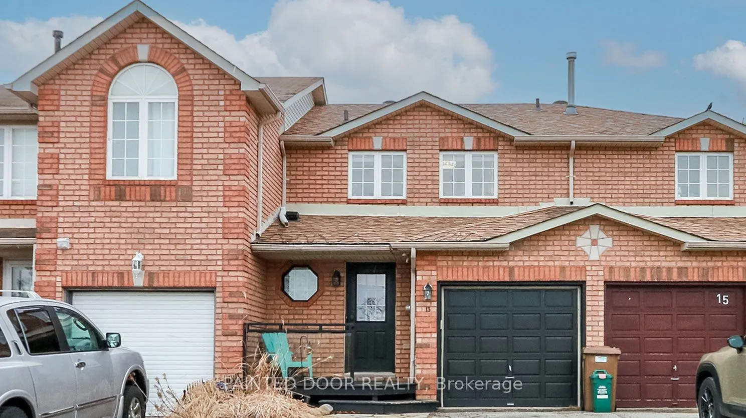 13 Seymour Crescent, Barrie, ON L4N 8N4