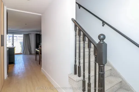358 Dunsmore Lane, Barrie, ON L4M 7B2