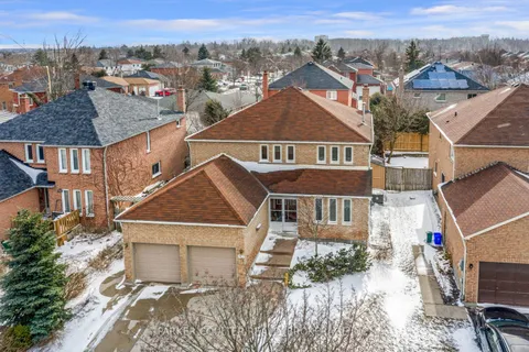456 St Vincent Street, Barrie, ON L4M 6T5