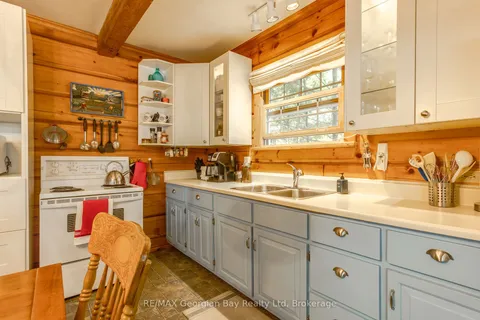 698 Tiny Beaches Road, Tiny, ON L0L 2T0