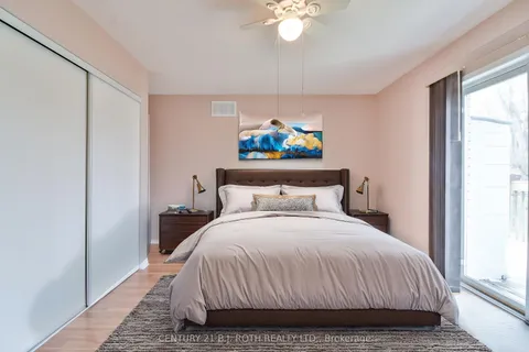 22 Osprey Ridge Road, Barrie, ON L4M 6P2