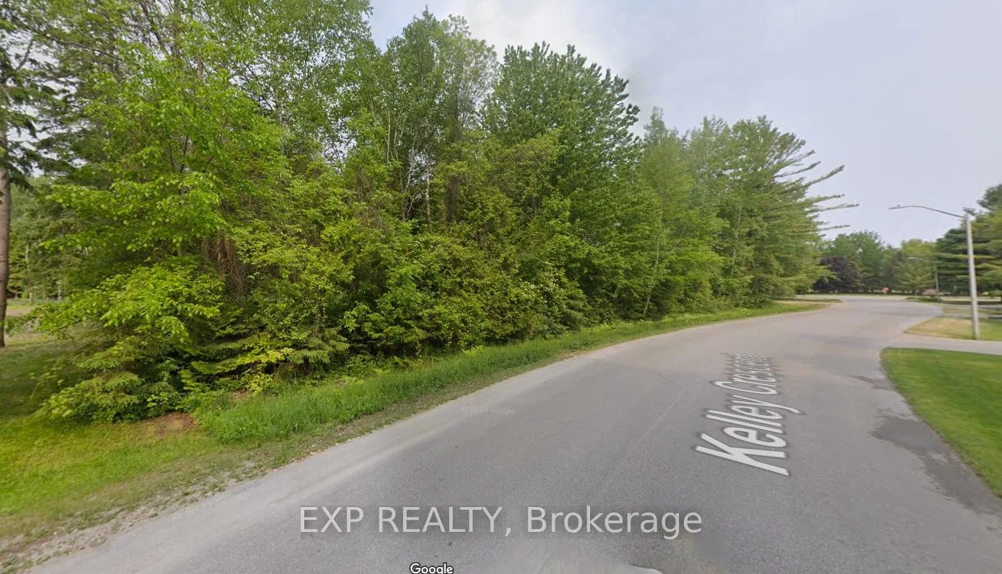 8 Kelley Crescent, Wasaga Beach, ON L9Z 1J3