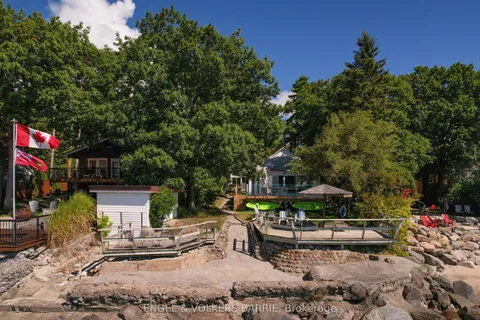 36 Tiny Beaches Road, Tiny, ON L0L 2J0
