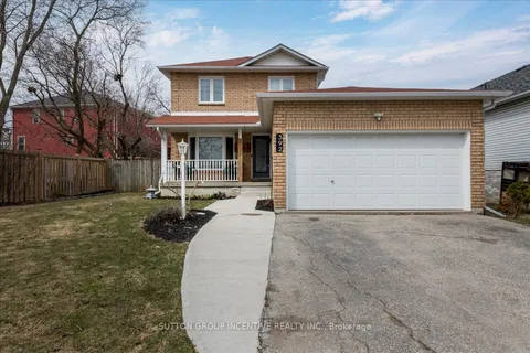 392 Big Bay Point Road, Barrie, ON L4N 8A2
