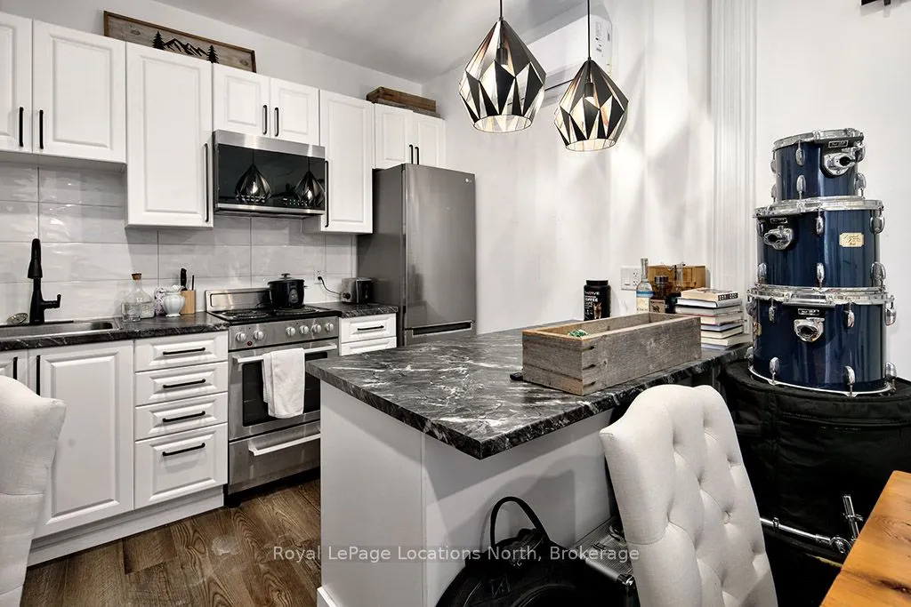 32 ST PAUL Street, Collingwood, ON L9Y 3N9