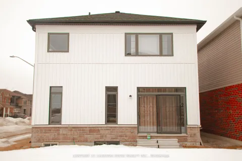 2 Ludlow Drive, Barrie, ON L9J 0L7
