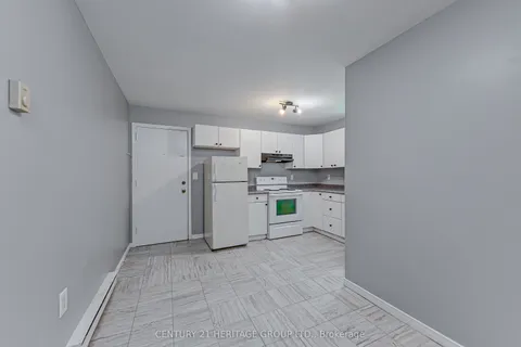 36 Puget Street, Barrie, ON L4M 4N2