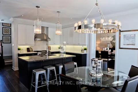 18 Moreau Way, Springwater, ON L9X 0S6