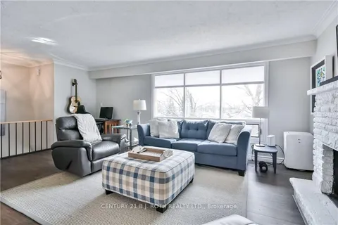 644 MISSISSAGA Street, Orillia, ON L3V 3C6