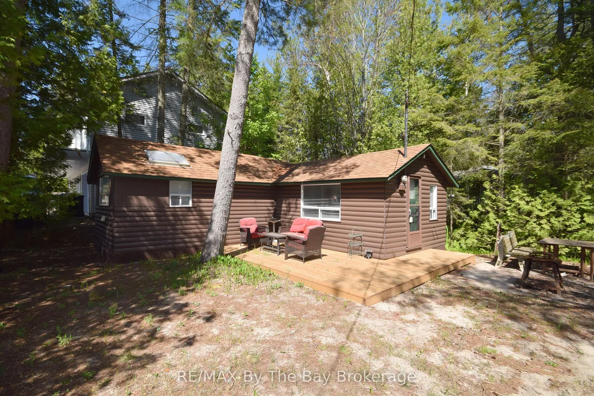 465 Bluewater Lane, Wasaga Beach, ON L9Z 2P4