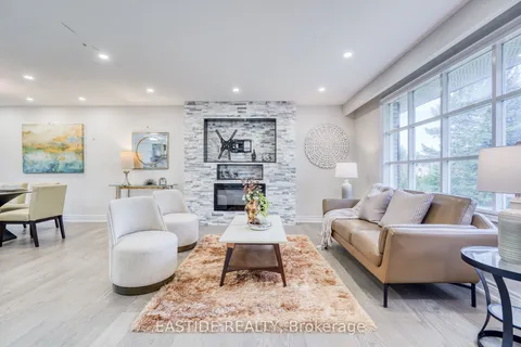 82 Miller Drive, Barrie, ON L4N 9X3