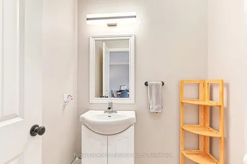 73 Findlay Drive, Collingwood, ON L9Y 0G6