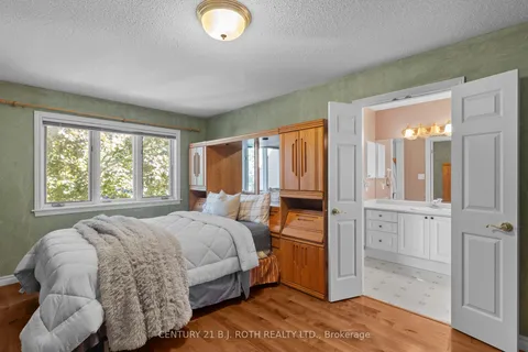 65 BARRE Drive, Barrie, ON L4N 7P1