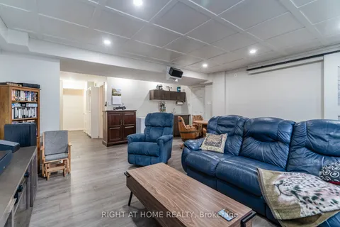 16 O'neill Circle, Springwater, ON L2L 2K0