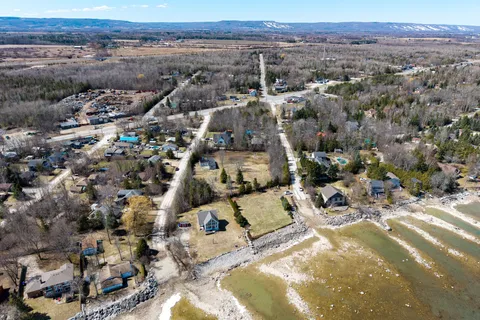 31 Downer Street, Collingwood, ON L9Y 0X2