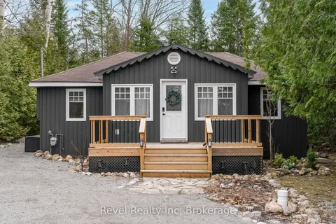 1071 LAWSON Road, Tiny, ON L0L 1P0