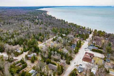 1071 LAWSON Road, Tiny, ON L0L 1P0
