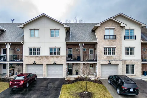 175 Stanley Street, Barrie, ON L4M 0G2