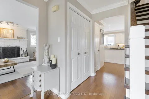 35 Howard Drive, Oro-Medonte, ON L0L 2E0