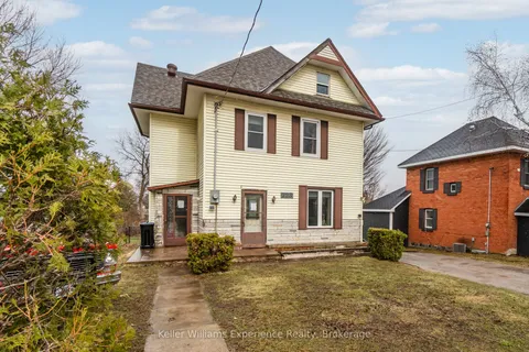 223 Lindsay Street, Midland, ON L4R 2V2