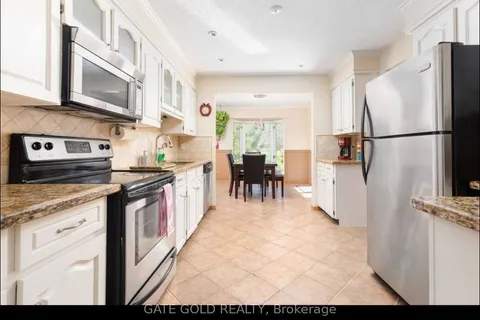 51 Beck Boulevard, Penetanguishene, ON L9M 1E2