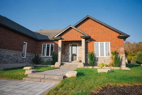 12 REIDS Ridge, Oro-Medonte, ON L0K 1N0